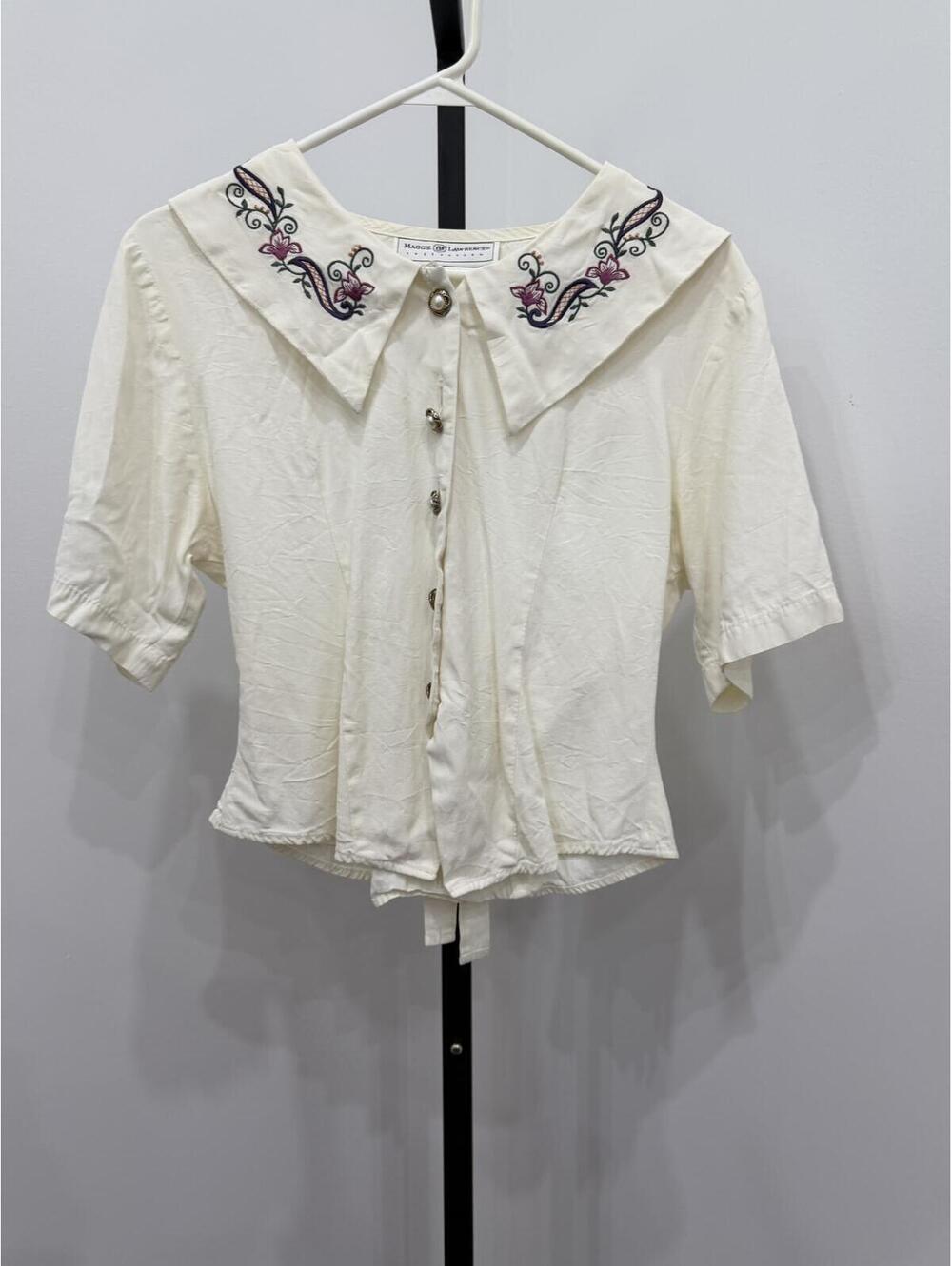 Embroidered Peter Pan Collar Blouse - Cream - Picture 2 of 8